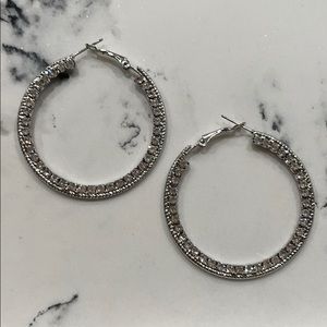 NEW Women’s Hoop Earrings